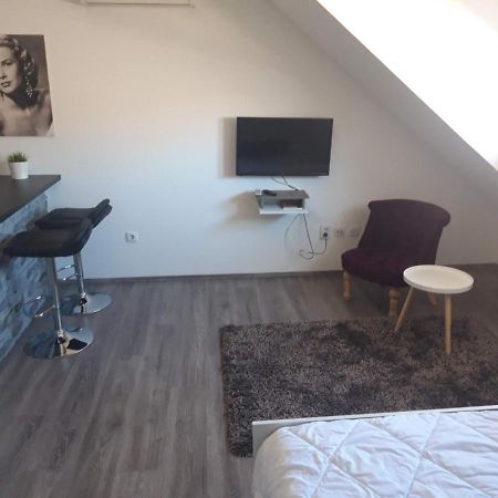 זאגרב Studio B מראה חיצוני תמונה